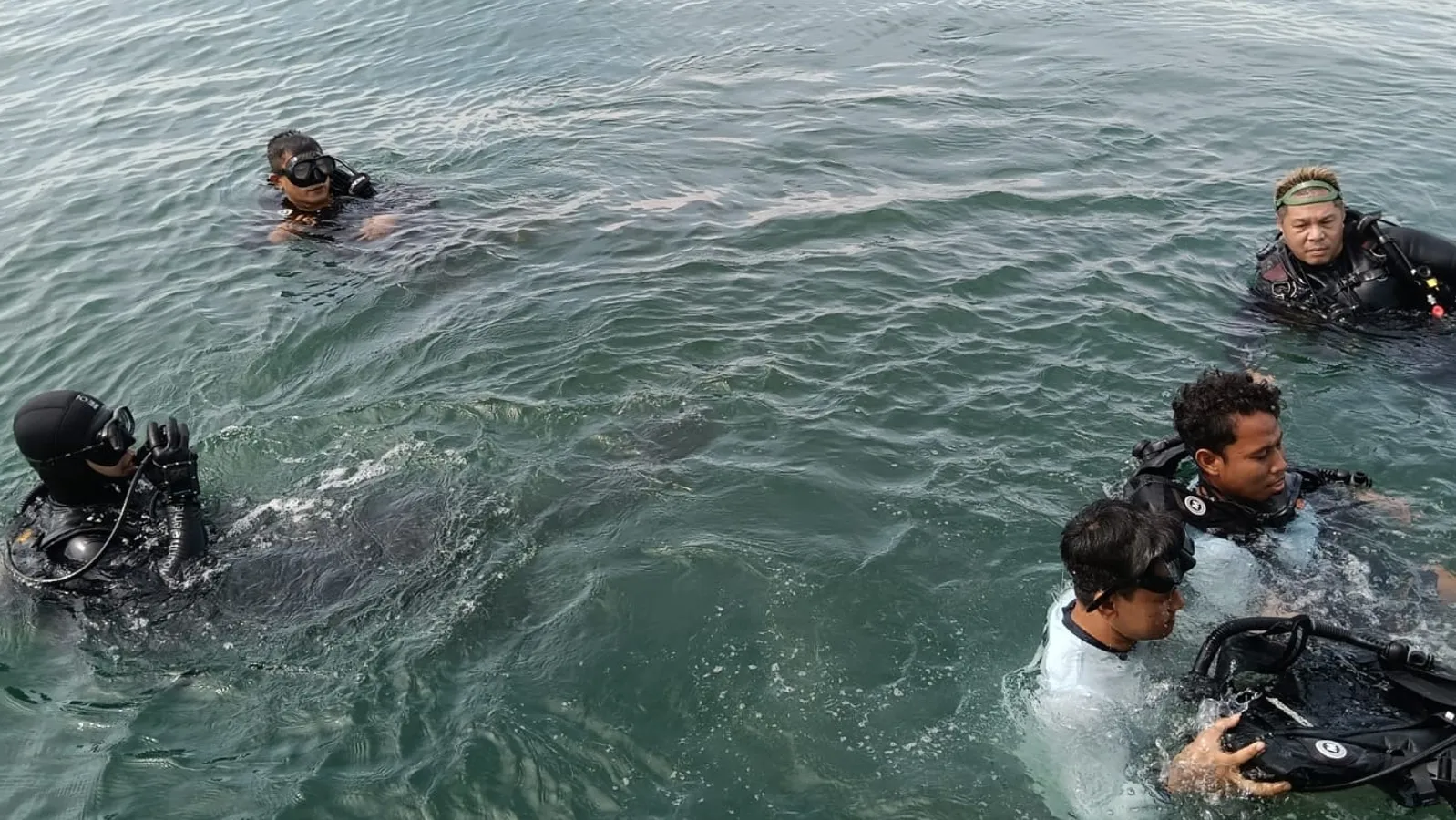 Indonesia • Jakarta | Underwater Search and Rescue Team  Training on the 'Diver Communication and Positioning System'